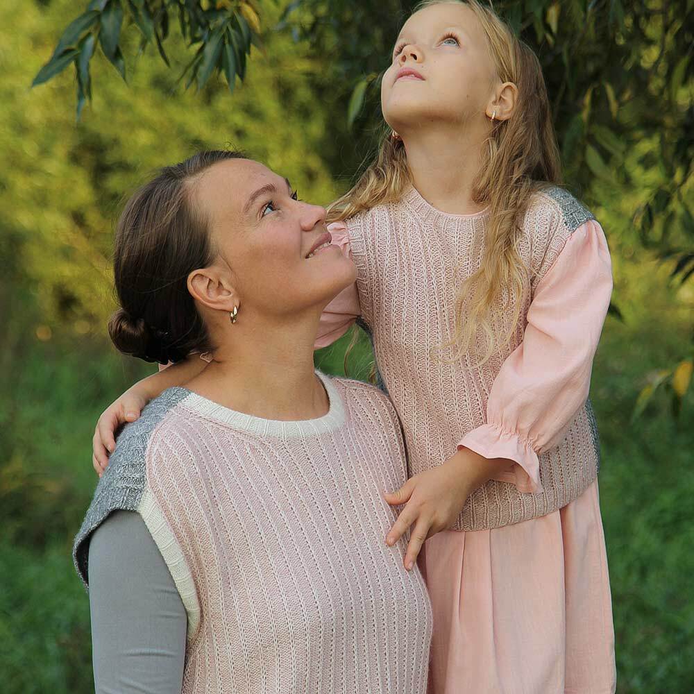 Полина Максимова. Жилет «Стороны света» • www.voloknomagazine.ru