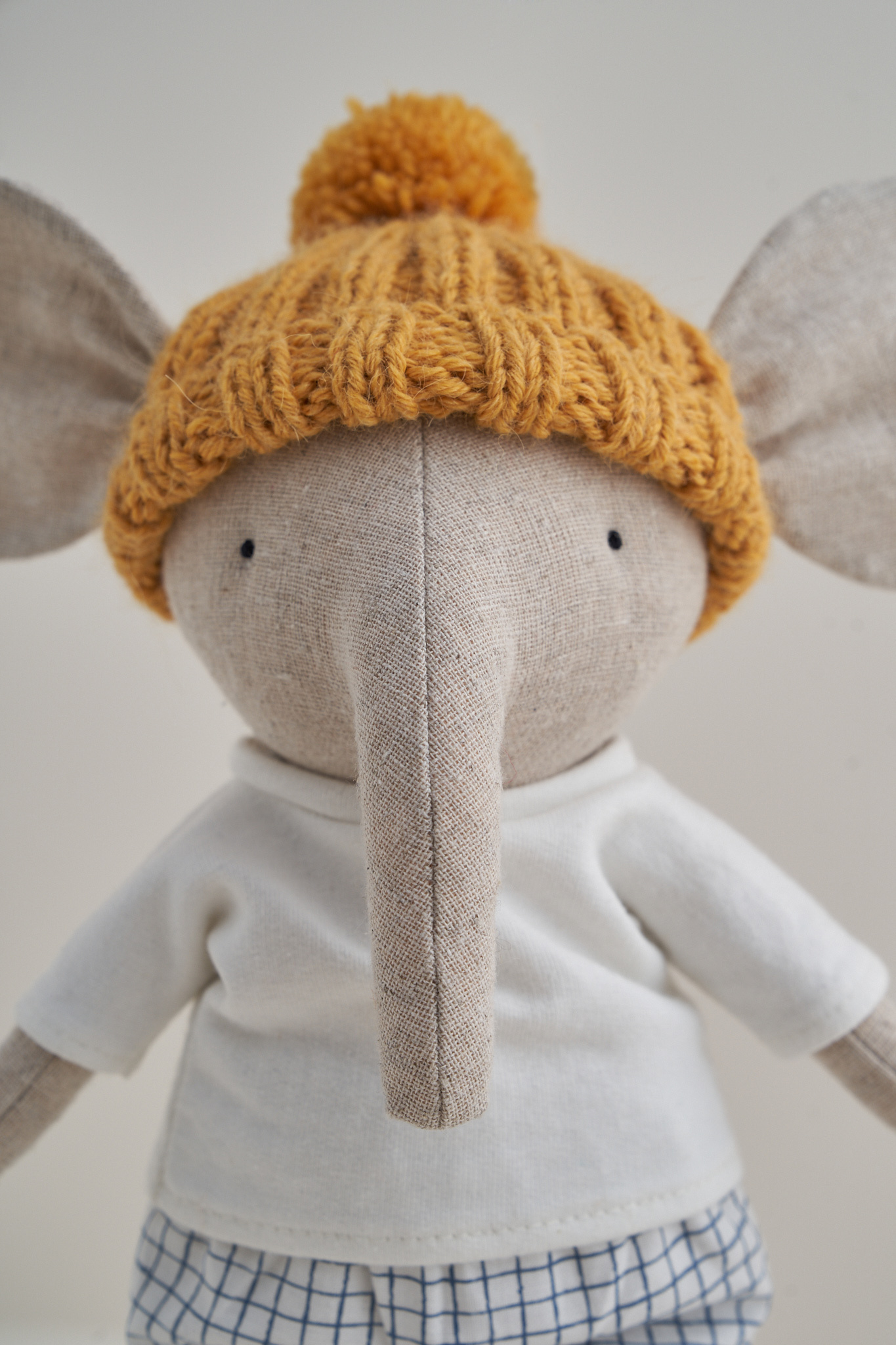 Cozy hugs elephant outlet