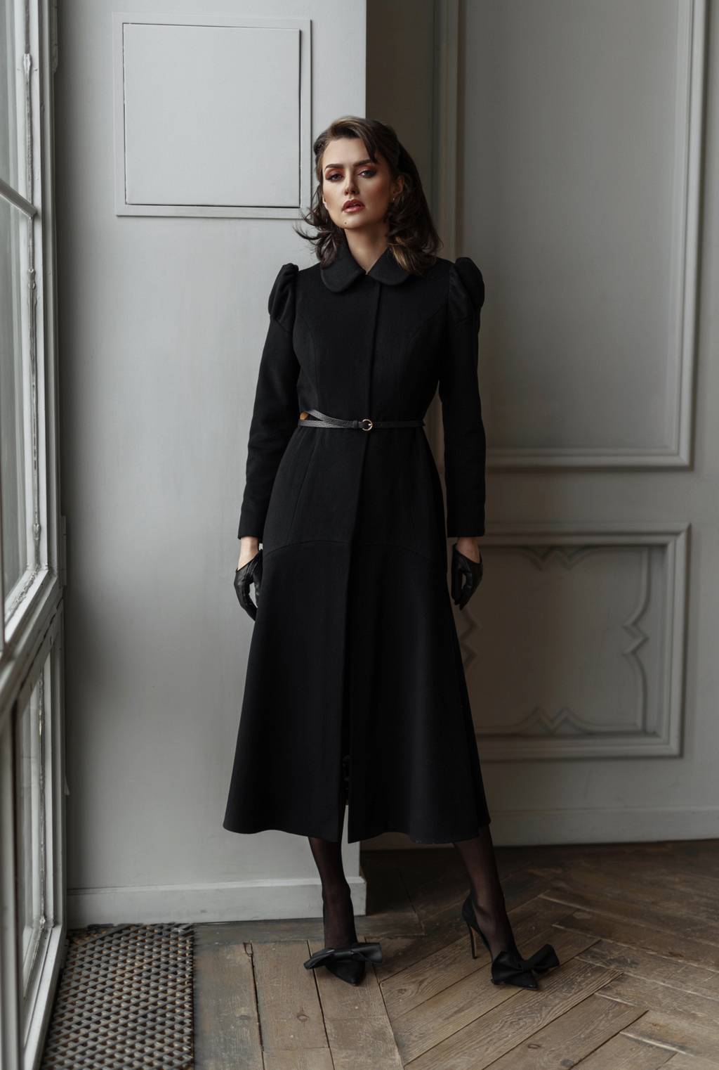 Пальто на цветном подкладе