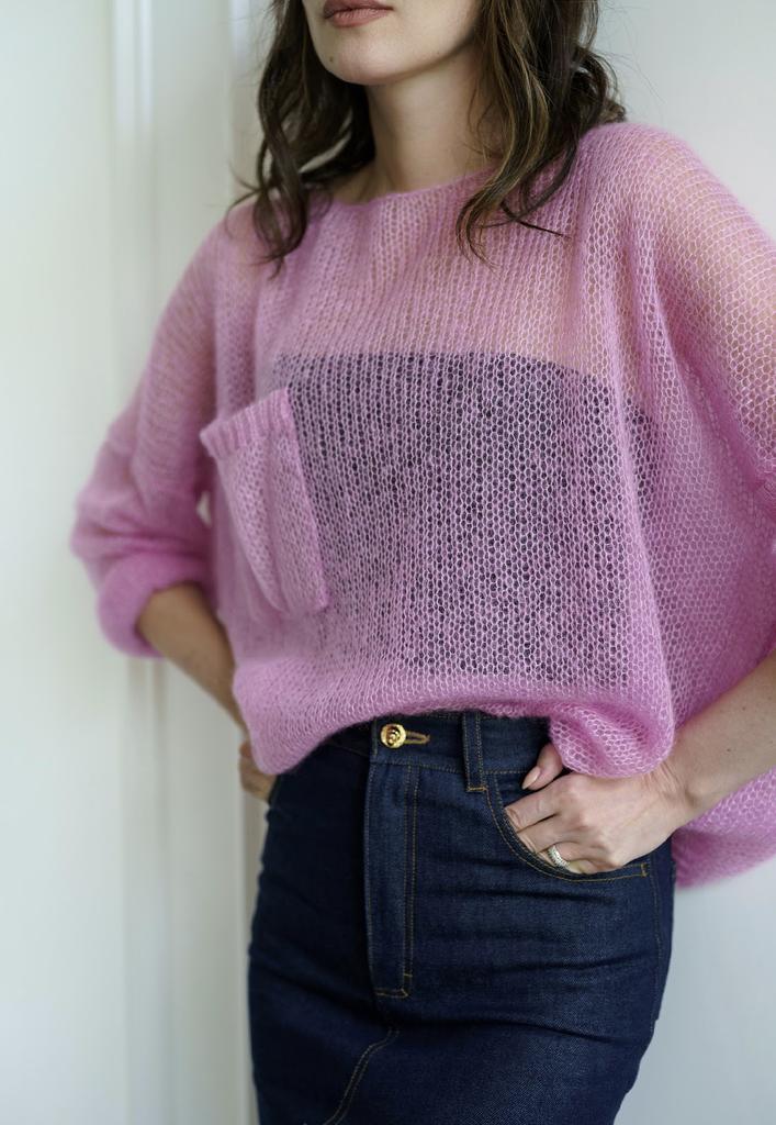 Пуловер розовый