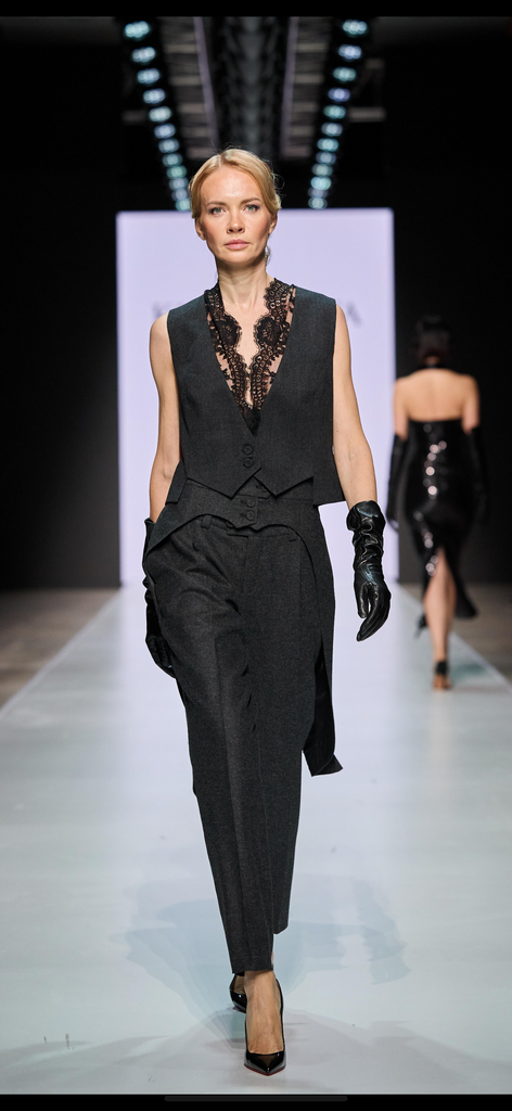 арт 111056 брюки с фрачным поясом