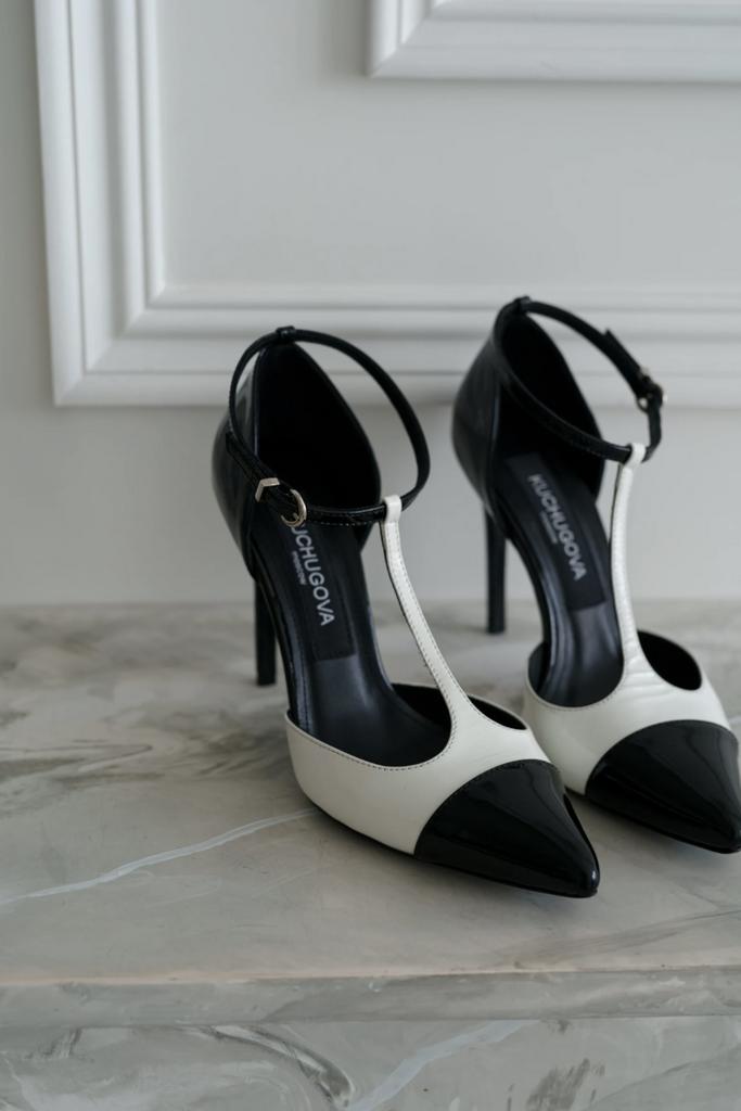 Туфли черно- белые