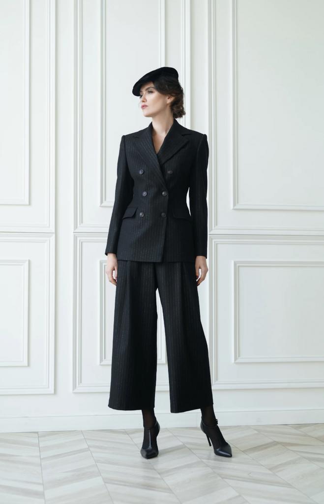 Пиджак в полоску