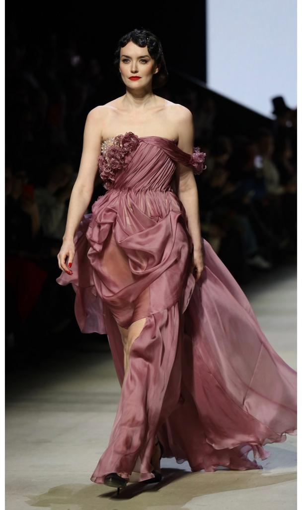 Платье  шелковый шифон розовое