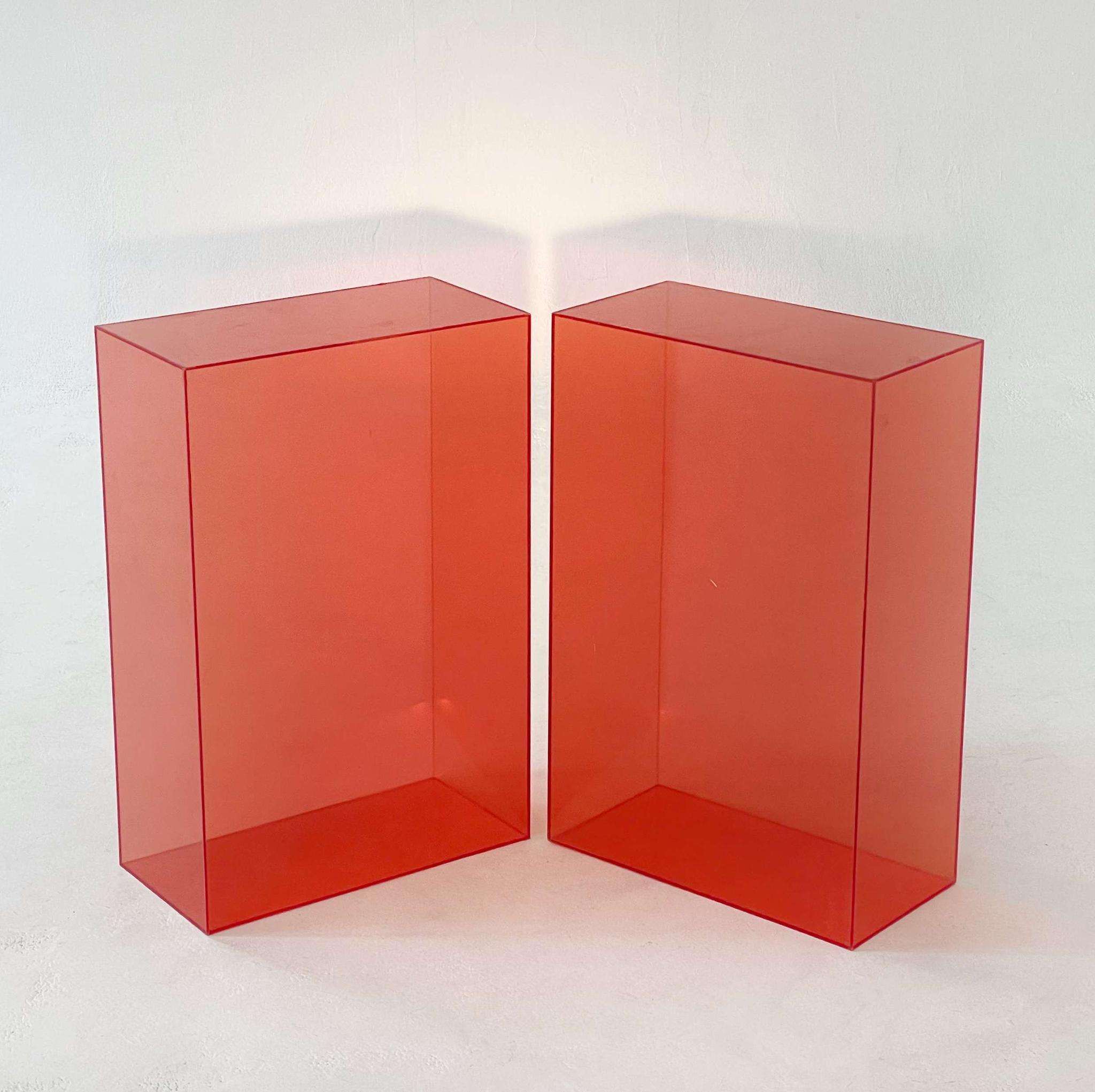 Короба и кубы из оргстекла. Изготовление прозрачных акриловых кубов и коробов для моделей на заказ