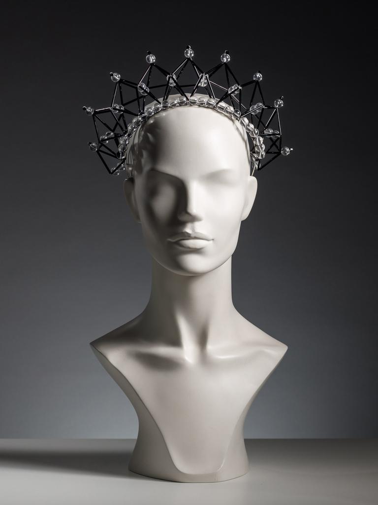 Headpiece 404