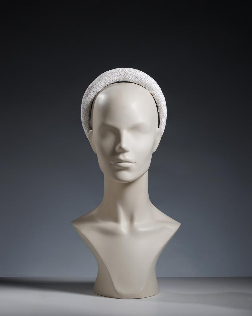 Headpiece 438