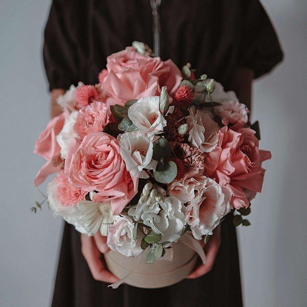 Компактная композиция в коробке