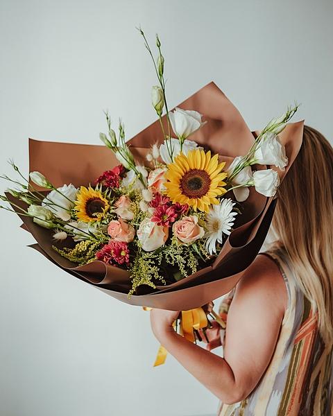 Яркие подсолнухи