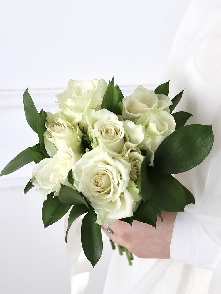 Букет невесты lov 4