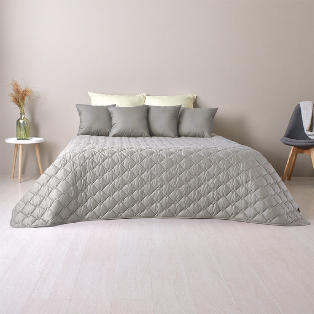 стеганое покрывало на кровать серо/беж фото 1