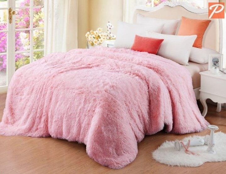 плед-покрывало травка розового цвета