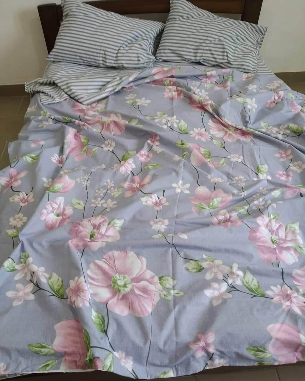 лиловое постельное белье с цветами фото 1