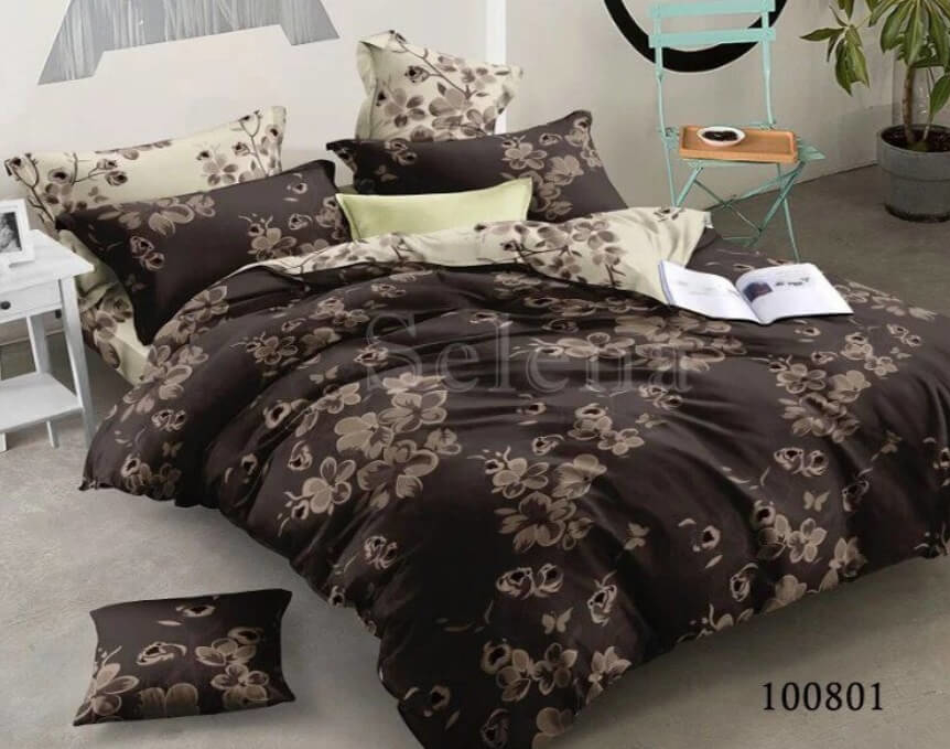 коричневое постельное белье с цветами
