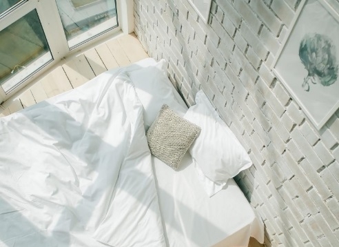 однотонное постельное белье сатин белого цвета фото 1