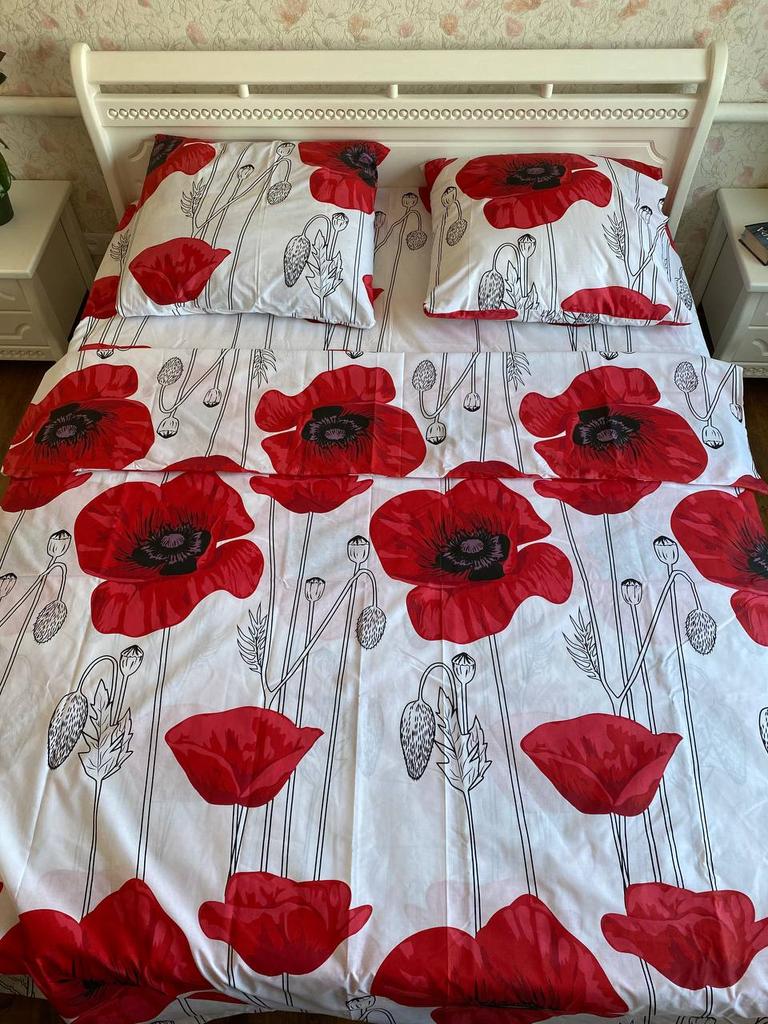 постільна білизна з маками
