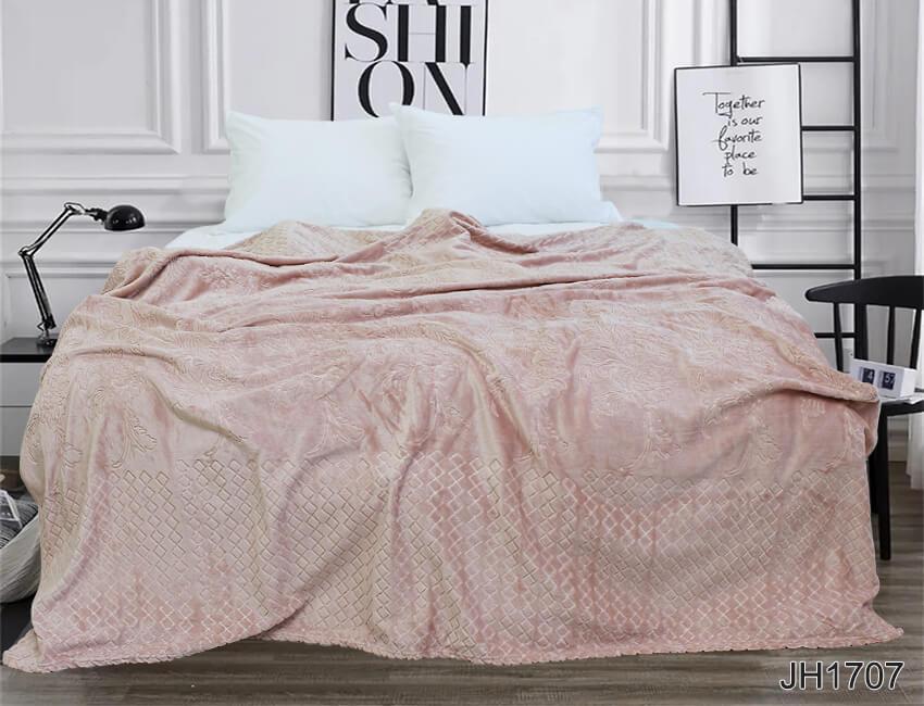 Плед на кровать пудрового цвета с тиснением фото 1