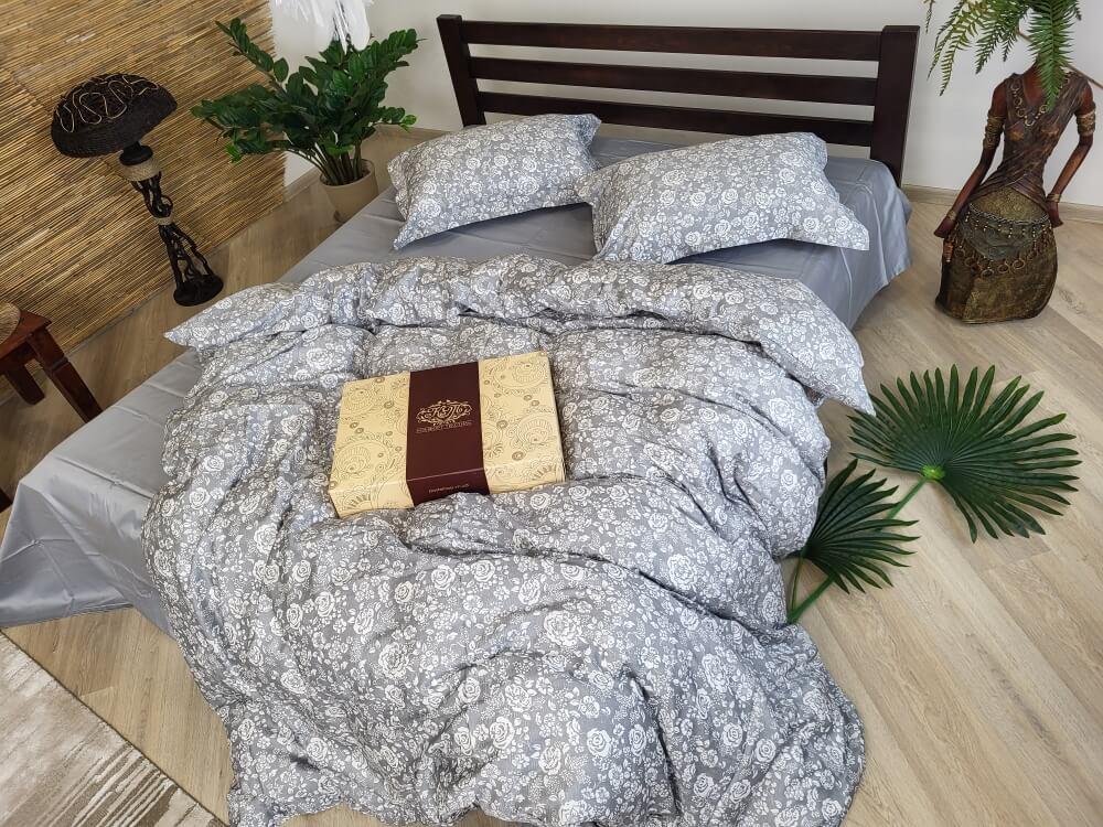 турецька постільна білизна сатин преміум мускат сірий, троянди на сірому фоні фото 1