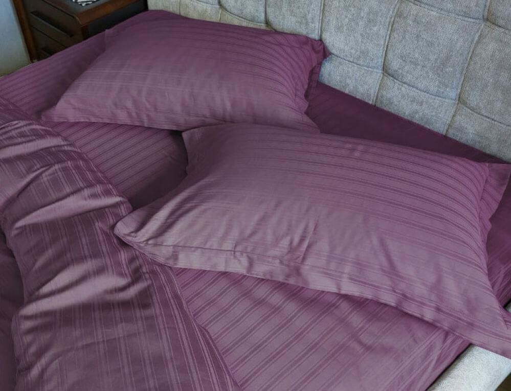 турецька постільна білизна страйп сатин сливового кольору фото 1