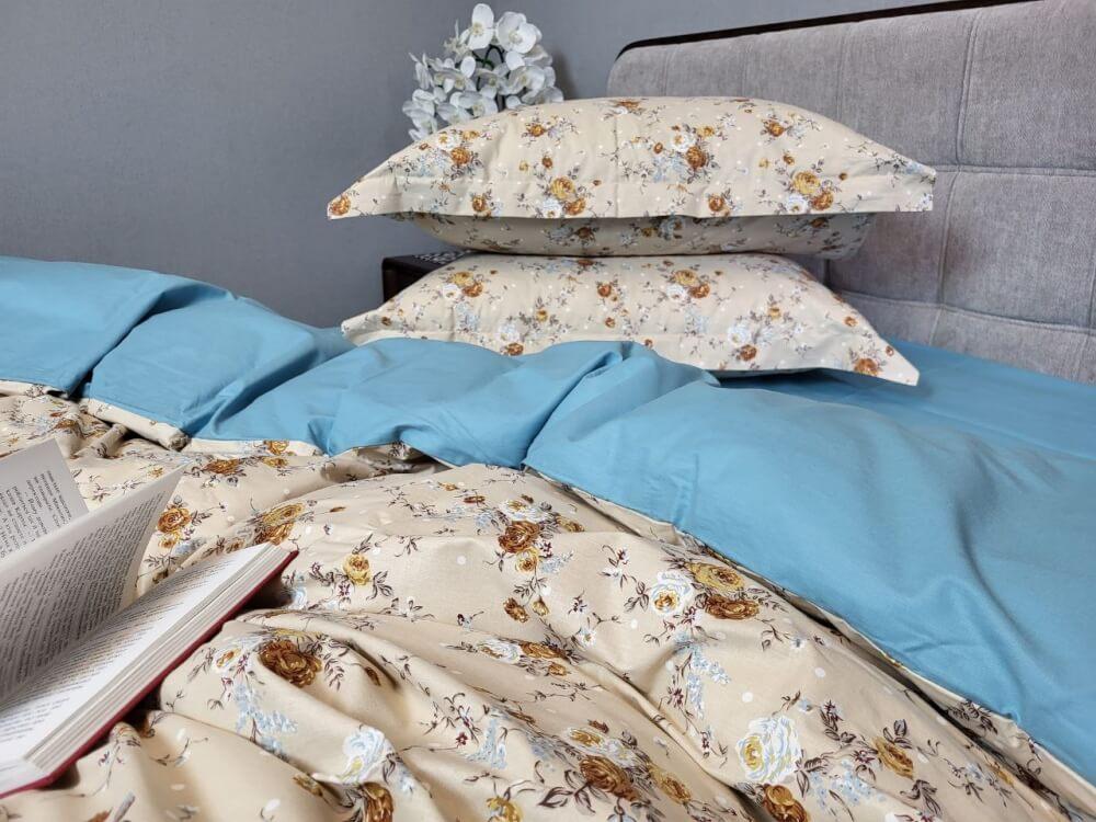 постільна білизна бавовна з трояндами на бежевому фоні і блакитним компаньйоном фото 1