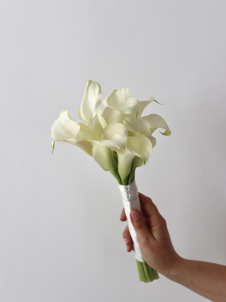 Букет невесты lov 4