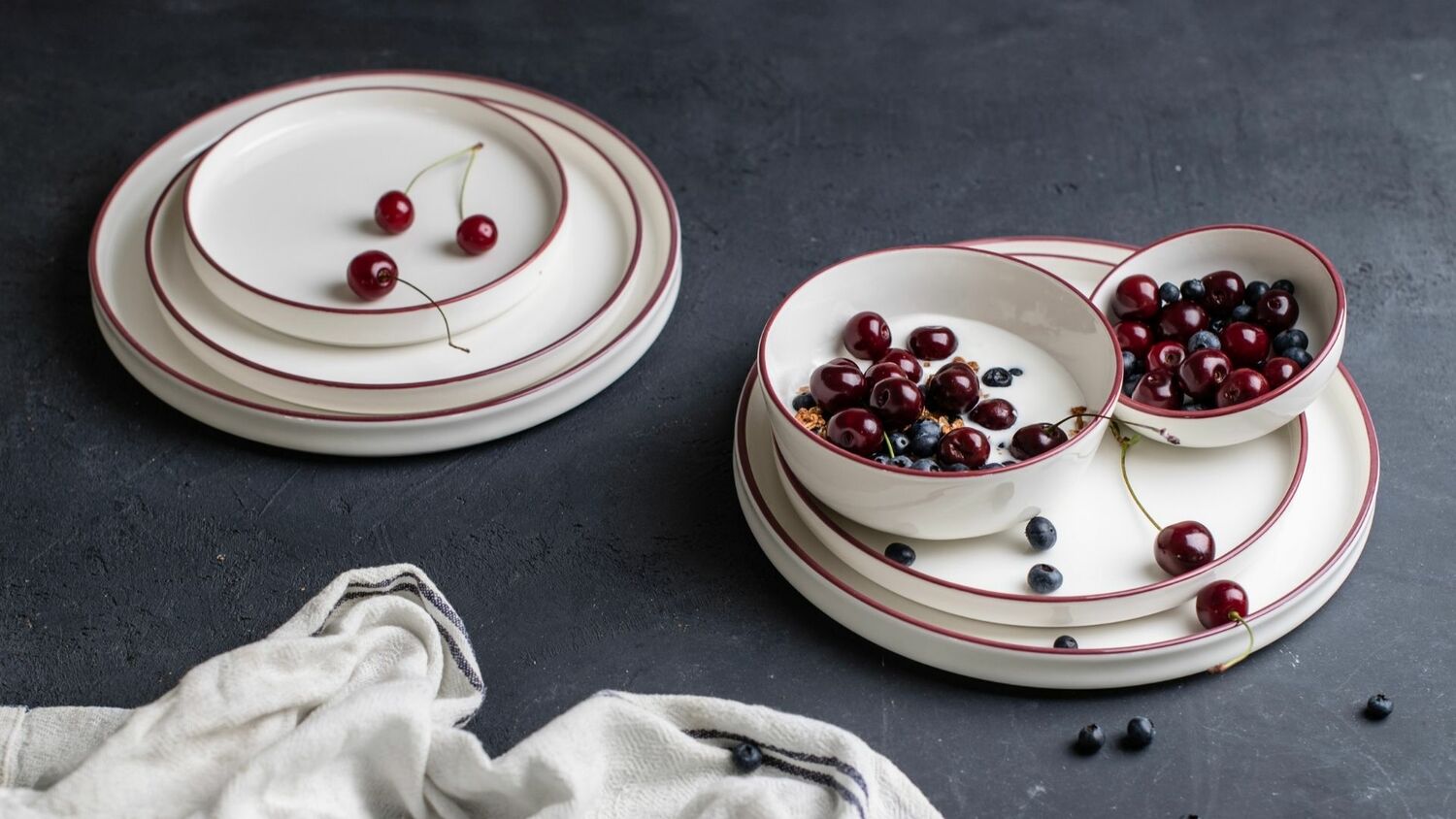 Упрочнённая фарфоровая посуда ID Fine, серия Modest Maroon