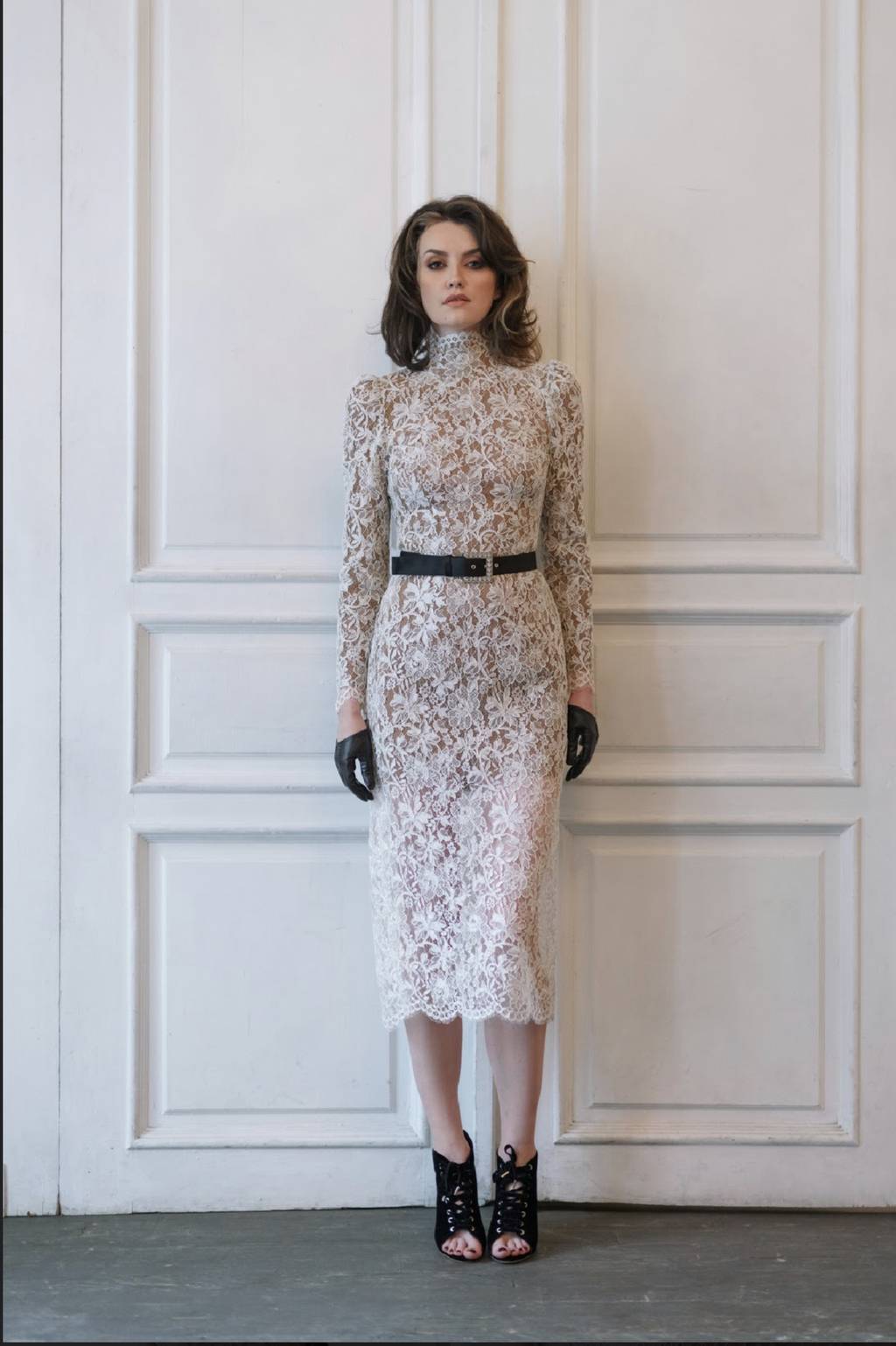 Гипюровое платье белое