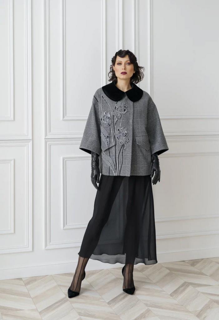 Арт 111038 полупальто с цветами