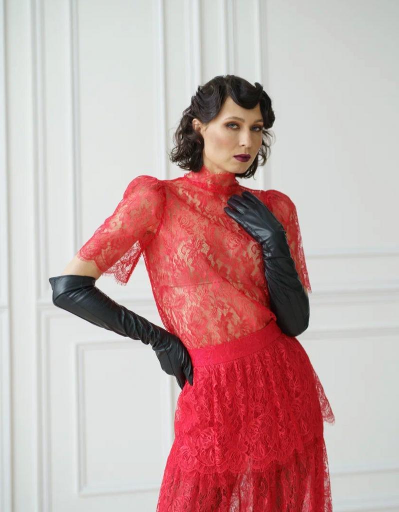 Арт 111033 блуза из красного кружева