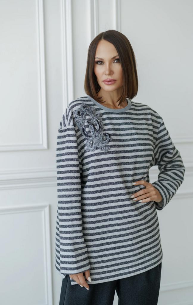 Лонгслив в полоску