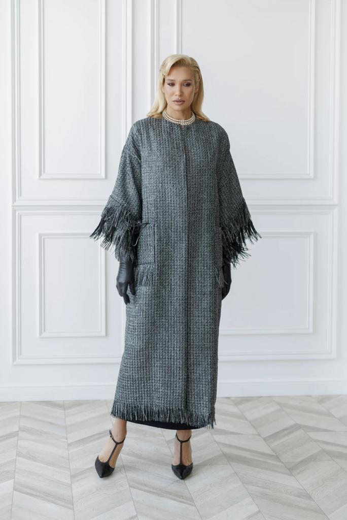 Пальто с бахромой