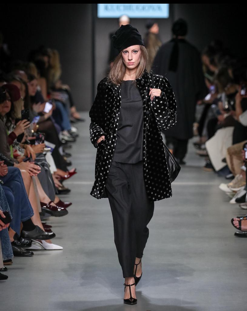 полупальто из шелкового бархата на шерстипоне