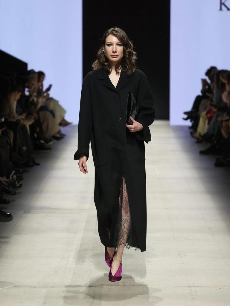 пальто черное кашемировое