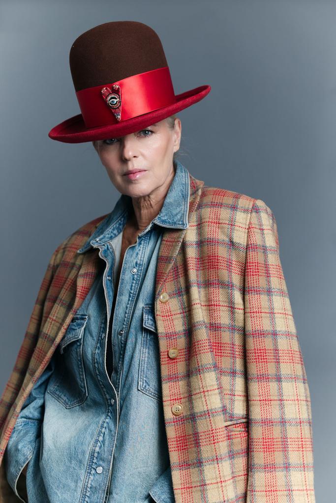 Headpiece 508 Watchful EYE Top Hat in Red & Brown