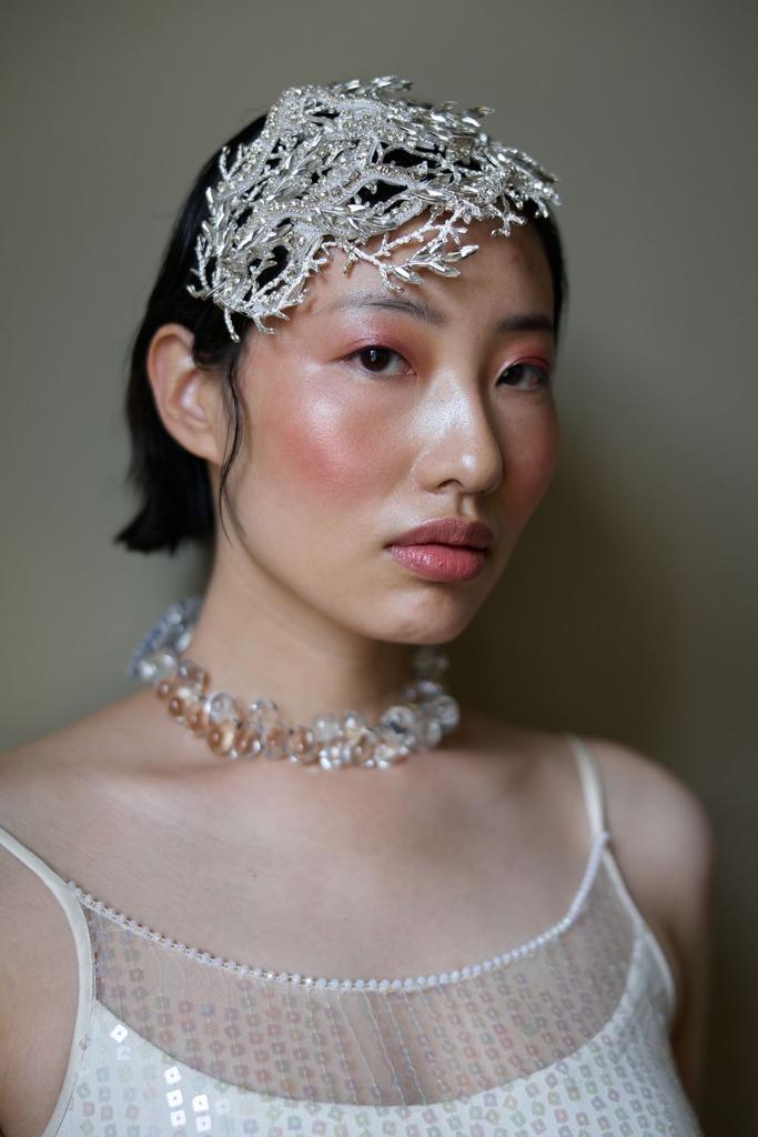Headpiece 519